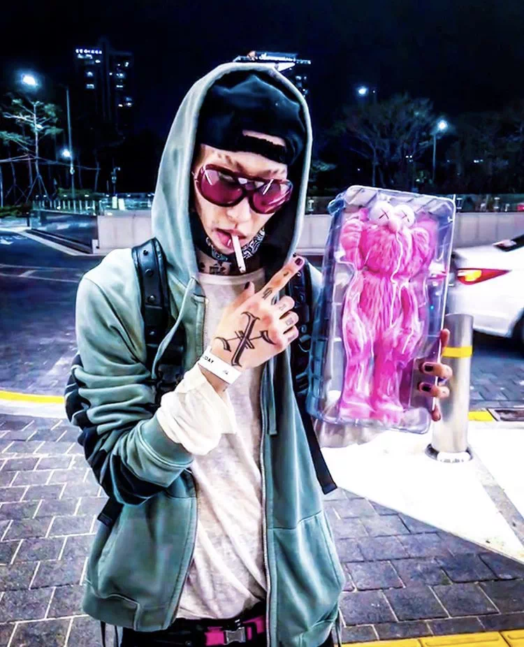 杨胜浩(杨胜浩一家三口照片大全)